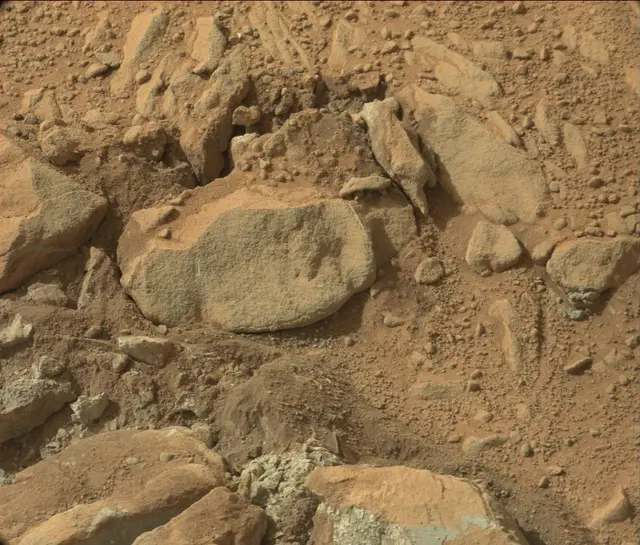 Sol 192: Mast Camera (Mastcam)