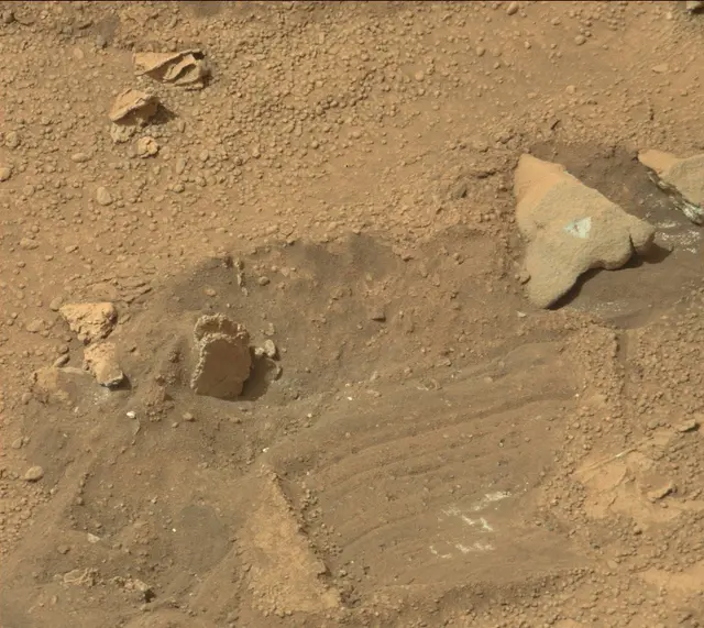 Sol 194: Mast Camera (Mastcam)