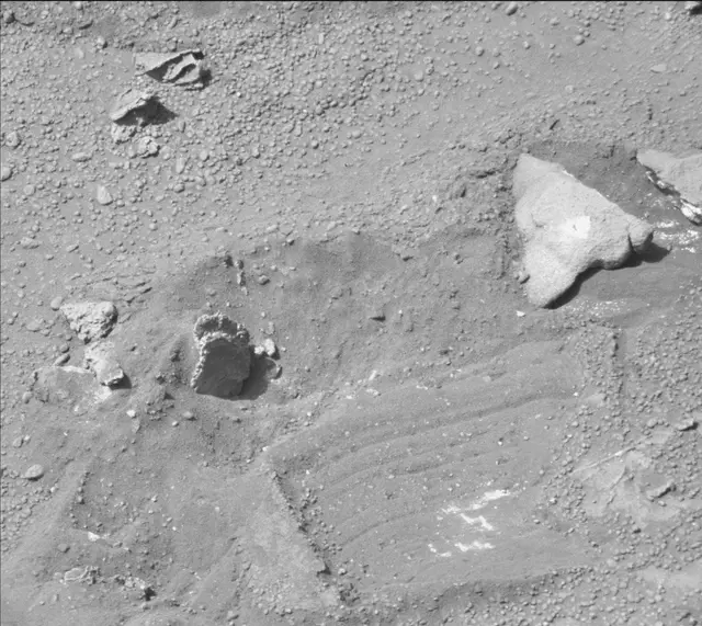 Sol 194: Mast Camera (Mastcam)