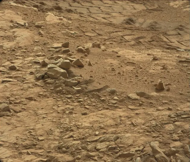 Sol 198: Mast Camera (Mastcam)