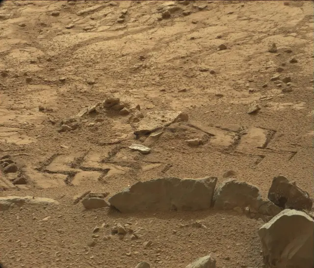 Sol 198: Mast Camera (Mastcam)