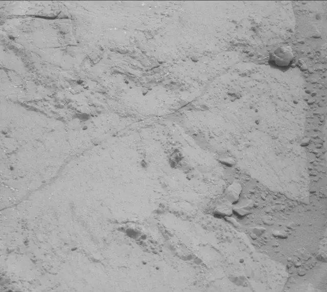 Sol 200: Mast Camera (Mastcam)