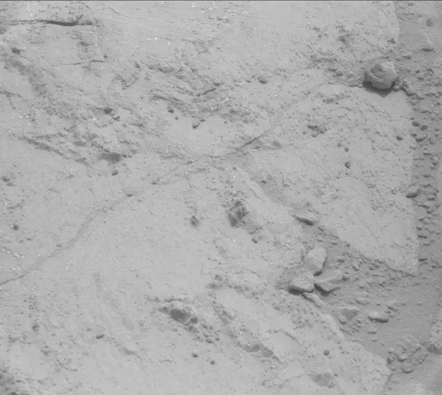 Sol 200: Mast Camera (Mastcam)
