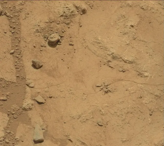 Sol 200: Mast Camera (Mastcam)