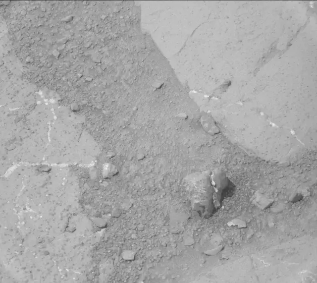 Sol 234: Mast Camera (Mastcam)