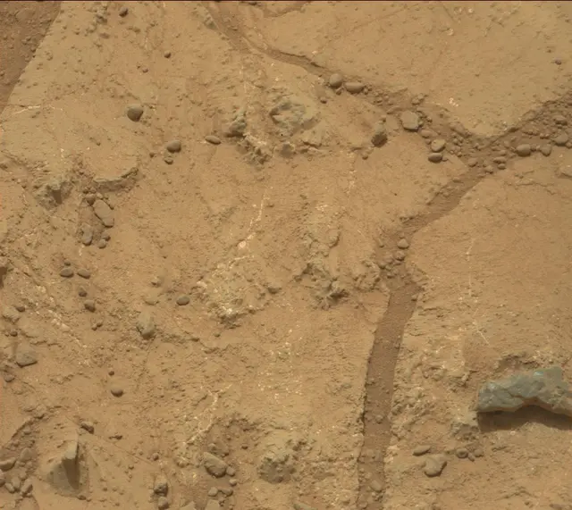 Sol 270: Mast Camera (Mastcam)