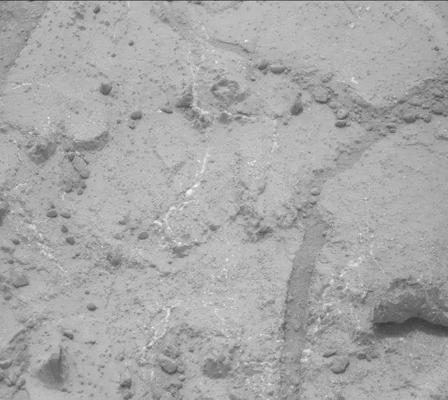 Sol 270: Mast Camera (Mastcam)