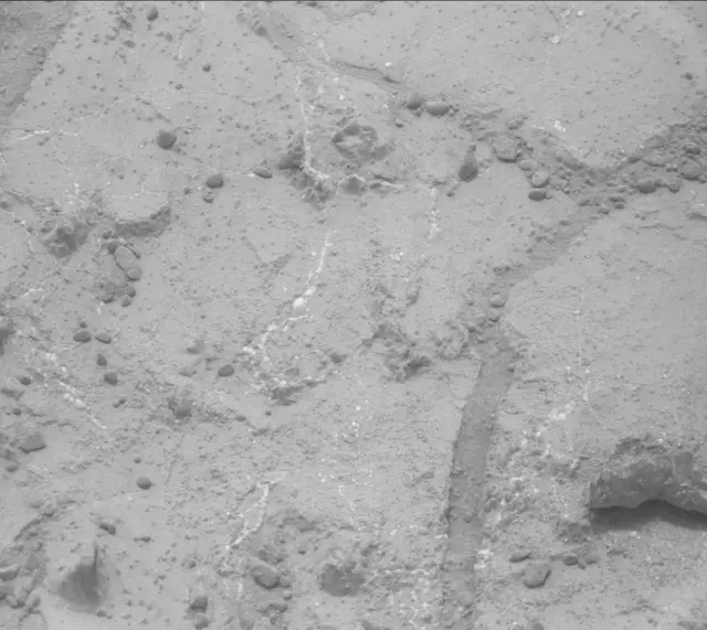 Sol 270: Mast Camera (Mastcam)