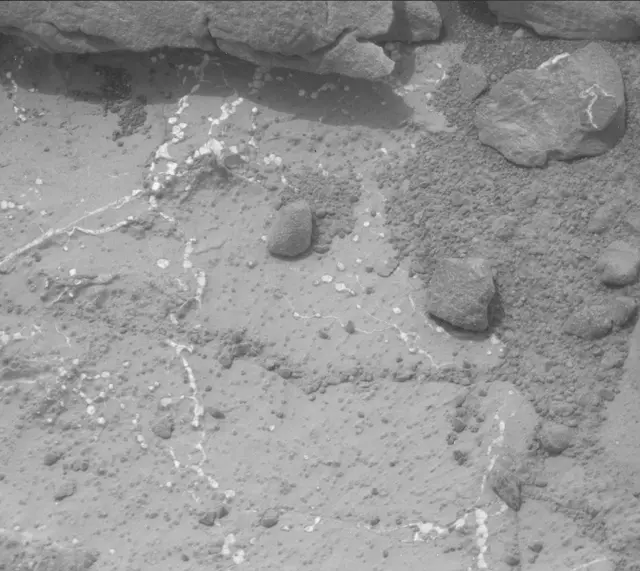 Sol 270: Mast Camera (Mastcam)