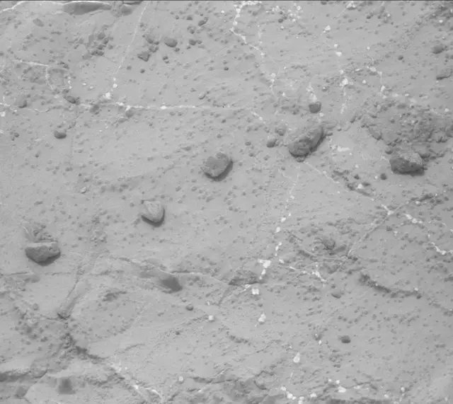 Sol 270: Mast Camera (Mastcam)