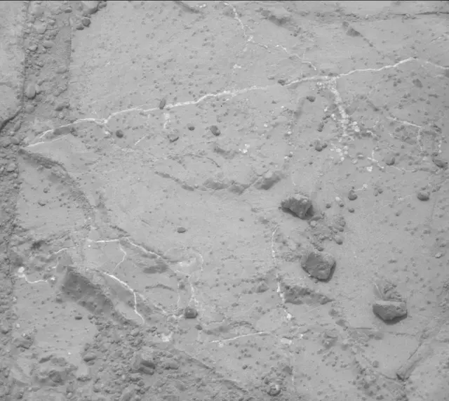 Sol 270: Mast Camera (Mastcam)