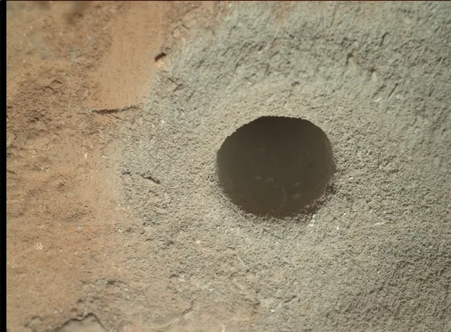 Sol 270: Mars Hand Lens Imager (MAHLI)