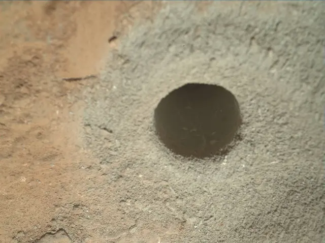 Sol 270: Mars Hand Lens Imager (MAHLI)