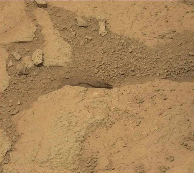 Sol 271: Mast Camera (Mastcam)