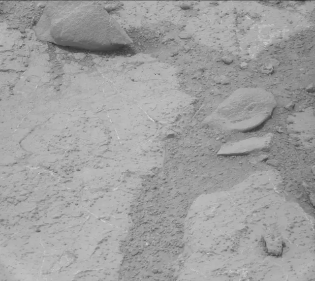 Sol 271: Mast Camera (Mastcam)