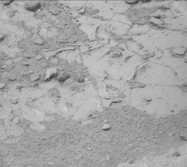 Sol 271: Mast Camera (Mastcam)