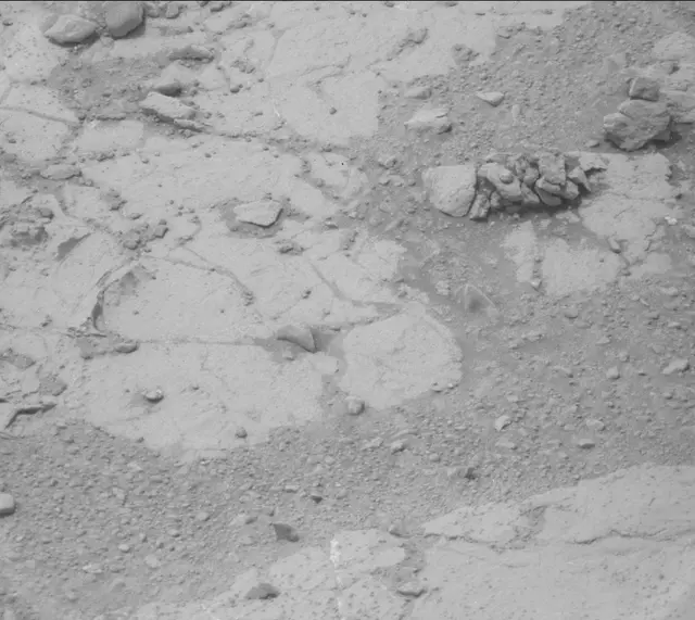 Sol 271: Mast Camera (Mastcam)