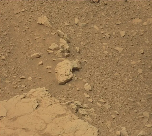 Sol 271: Mast Camera (Mastcam)