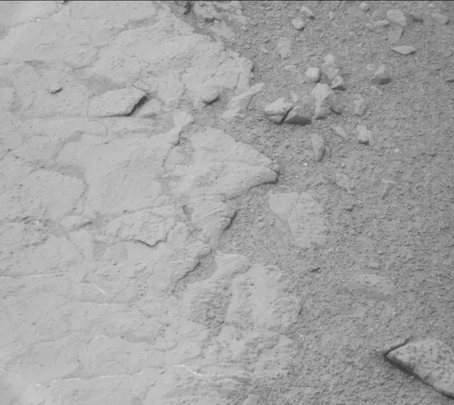 Sol 271: Mast Camera (Mastcam)