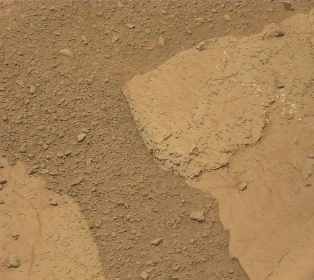 Sol 271: Mast Camera (Mastcam)