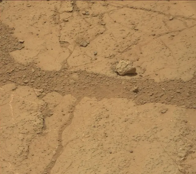 Sol 271: Mast Camera (Mastcam)