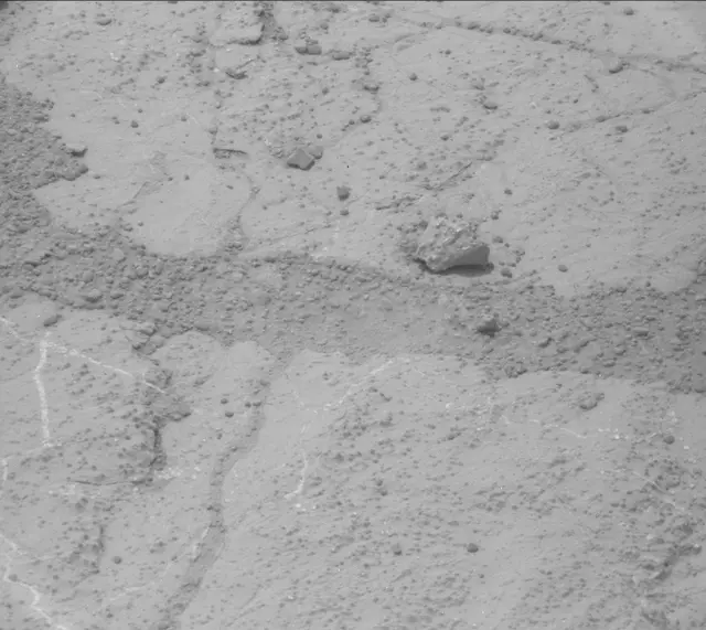 Sol 271: Mast Camera (Mastcam)