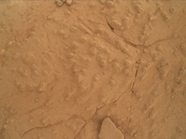 Sol 275: Mars Hand Lens Imager (MAHLI)