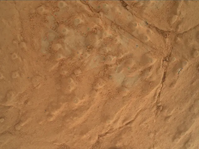 Sol 277: Mars Hand Lens Imager (MAHLI)