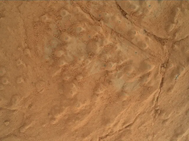 Sol 277: Mars Hand Lens Imager (MAHLI)