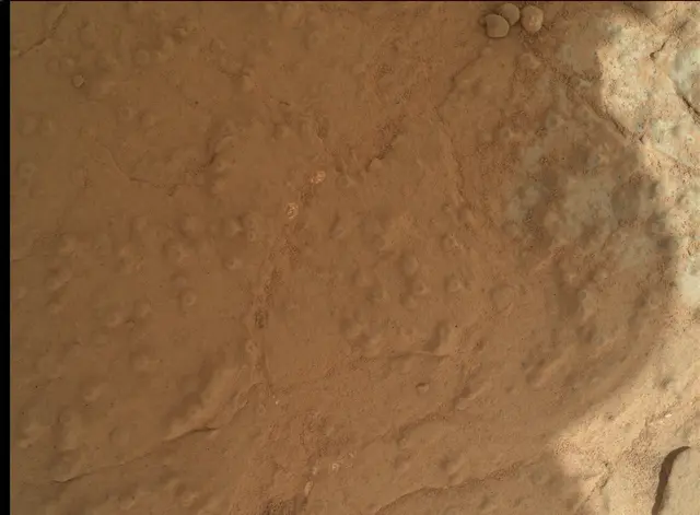 Sol 279: Mars Hand Lens Imager (MAHLI)