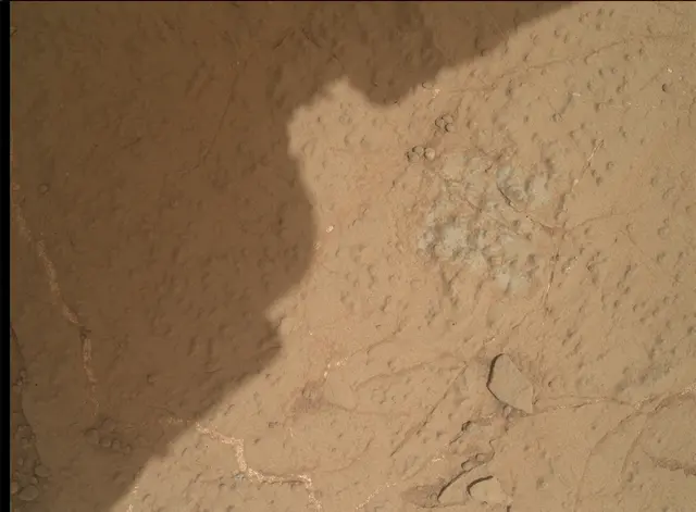Sol 279: Mars Hand Lens Imager (MAHLI)