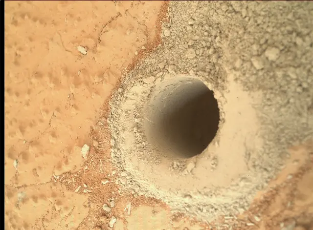 Sol 279: Mars Hand Lens Imager (MAHLI)