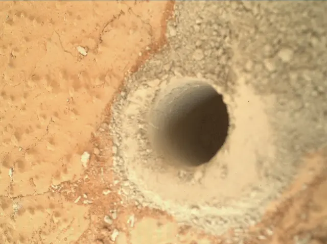 Sol 279: Mars Hand Lens Imager (MAHLI)