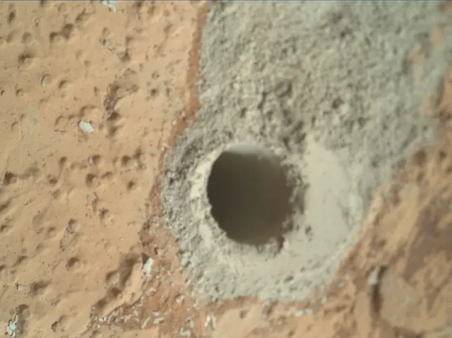 Sol 279: Mars Hand Lens Imager (MAHLI)