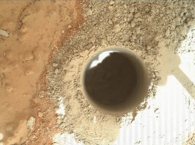 Sol 279: Mars Hand Lens Imager (MAHLI)