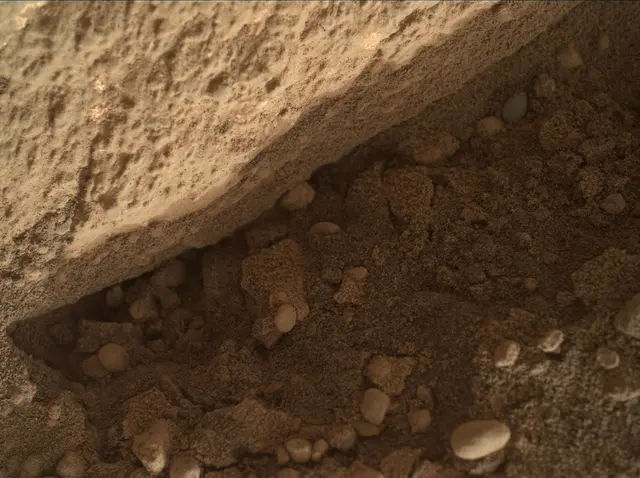 Sol 291: Mars Hand Lens Imager (MAHLI)