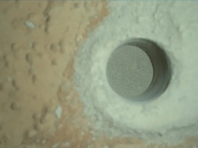 Sol 292: Mars Hand Lens Imager (MAHLI)