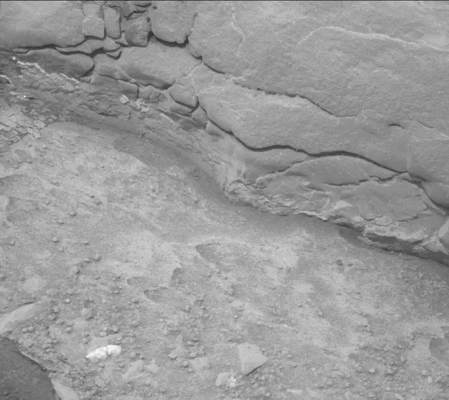Sol 297: Mast Camera (Mastcam)