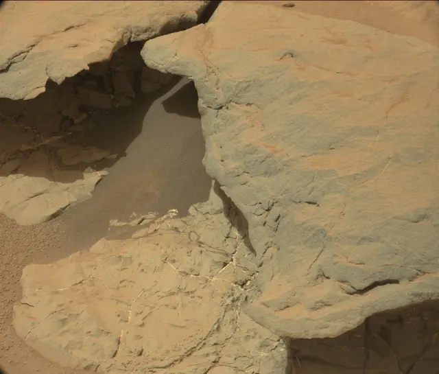 Sol 298: Mast Camera (Mastcam)