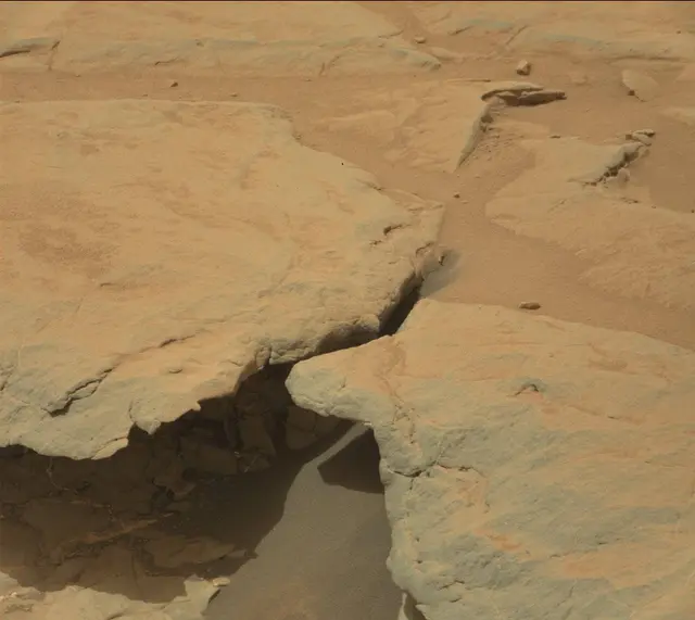 Sol 298: Mast Camera (Mastcam)