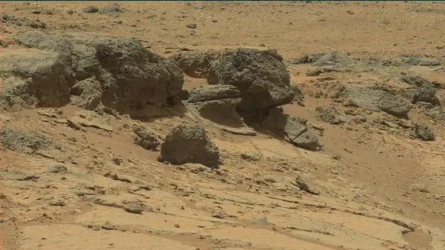 Sol 300: Mast Camera (Mastcam)