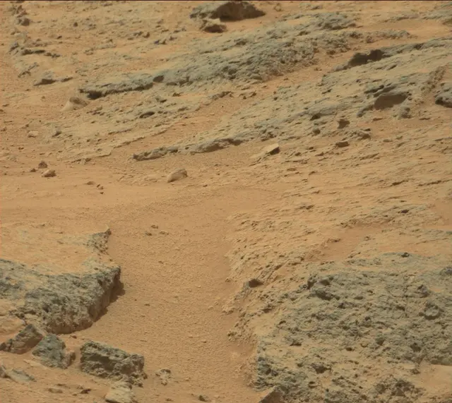 Sol 302: Mast Camera (Mastcam)