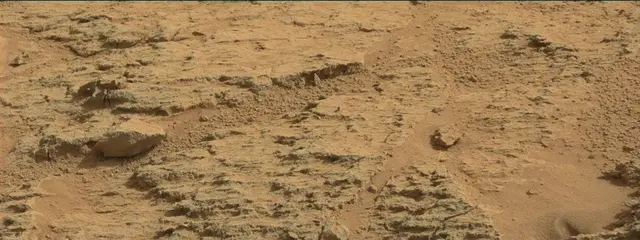 Sol 303: Mast Camera (Mastcam)