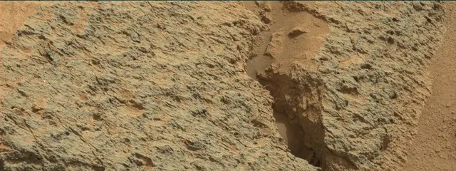 Sol 303: Mast Camera (Mastcam)