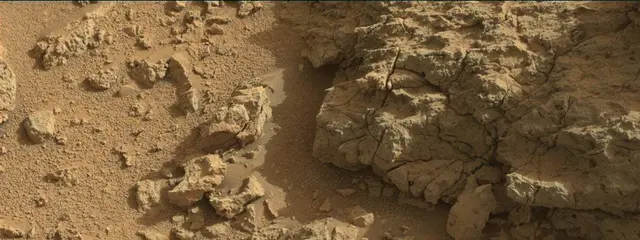 Sol 303: Mast Camera (Mastcam)