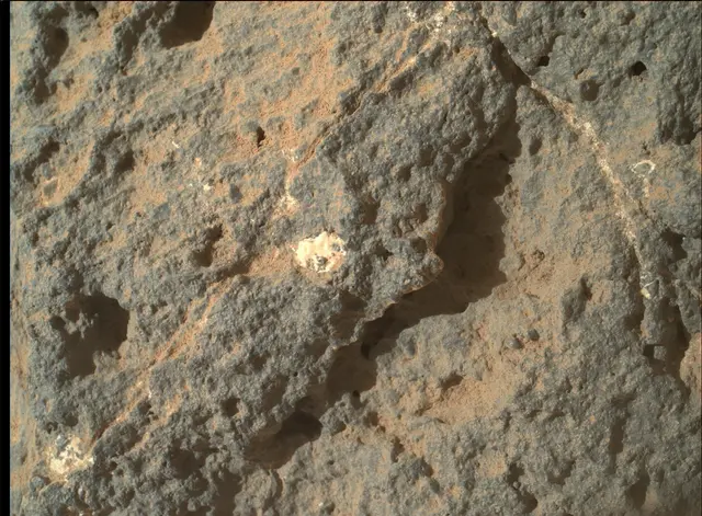 Sol 303: Mars Hand Lens Imager (MAHLI)