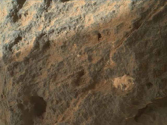 Sol 304: Mars Hand Lens Imager (MAHLI)