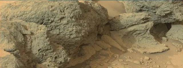 Sol 305: Mast Camera (Mastcam)