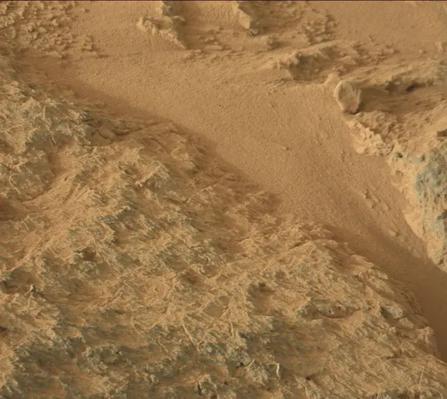 Sol 306: Mast Camera (Mastcam)