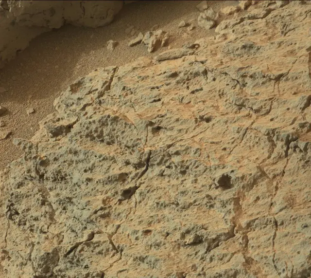 Sol 306: Mast Camera (Mastcam)